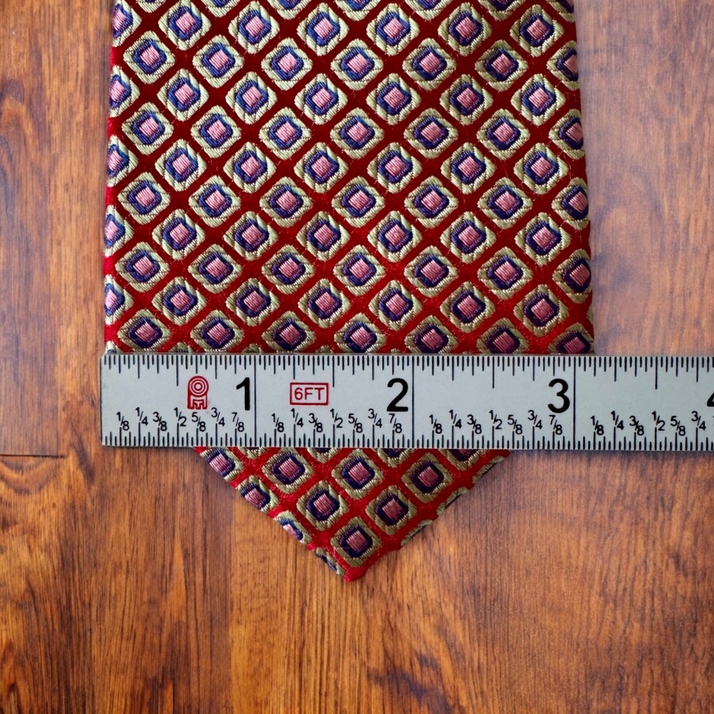 $275 - Holland & Sherry Red Blue Geometric Neck Tie - Saville Row - Made in USA - Picture 4 of 5